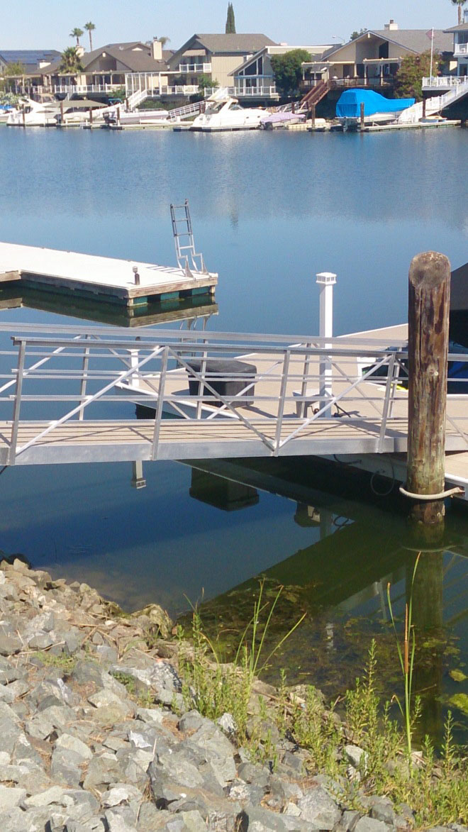 Winn Decking - Krentler Dock and Gangway