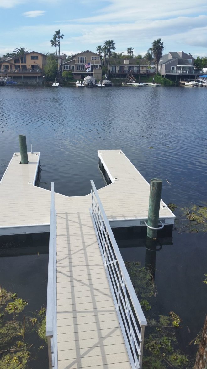 Winn Decking — Private Dock Aluminum Gangway